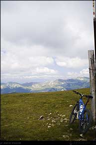 Traseu MTB Muntii Bucegi: Sinaia - Cota 1400 - Piatra Arsa - Babele - Padina - Bolboci - Dichiu - Sinaia - KERUCOV .ro © 2007 - 2025 || #traseecubicicleta #mtb #ssp