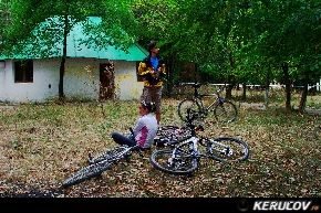 KERUCOV .ro - Fotografie si Jurnale de calatorie - Traseu MTB Bucuresti - Cernica - Padurea Cernica (Cube Days V) de Andrei Vocurek