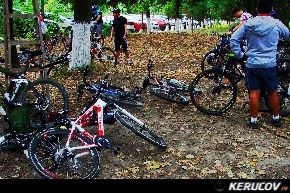 KERUCOV .ro - Fotografie si Jurnale de calatorie - Traseu MTB Bucuresti - Cernica - Padurea Cernica (Cube Days V) de Andrei Vocurek