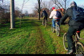 KERUCOV .ro - Fotografie si Jurnale de Calatorie - Traseu MTB Bucuresti - Clinceni - Lacul Mihailesti - Zorile - Darvari - Domnesti de Andrei Vocurek