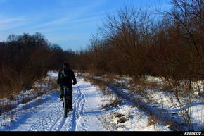 KERUCOV .ro - Fotografie si Jurnale de Calatorie - Traseu MTB Bucuresti - Padurea Cornetu - Lacul Mihailesti - Domnesti de Andrei Vocurek