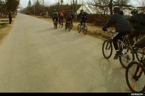 KERUCOV .ro - Fotografie si Jurnale de Calatorie - Traseu MTB Bucuresti - Dobreni - Colibasi - Gostinari - Comana de Andrei Vocurek