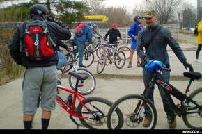 KERUCOV .ro - Fotografie si Jurnale de Calatorie - Traseu MTB Bucuresti - Padurea Cernica - Padurea Pustnicu de Andrei Vocurek