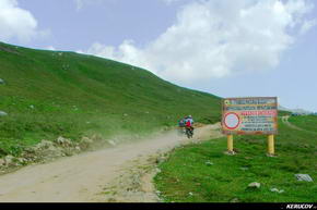 KERUCOV .ro - Fotografie si Jurnale de Calatorie - Traseu MTB Muntii Bucegi: Platoul Bucegi - Babele - Bolboci - Dichiu - Sinaia de Andrei Vocurek