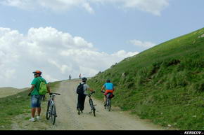 KERUCOV .ro - Fotografie si Jurnale de Calatorie - Traseu MTB Muntii Bucegi: Platoul Bucegi - Babele - Bolboci - Dichiu - Sinaia de Andrei Vocurek