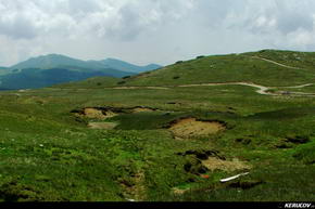 KERUCOV .ro - Fotografie si Jurnale de Calatorie - Traseu MTB Muntii Bucegi: Platoul Bucegi - Babele - Bolboci - Dichiu - Sinaia de Andrei Vocurek