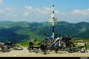 KERUCOV .ro - Fotografie si Jurnale de Calatorie - Traseu MTB Muntii Bucegi: Platoul Bucegi - Babele - Bolboci - Dichiu - Sinaia de Andrei Vocurek