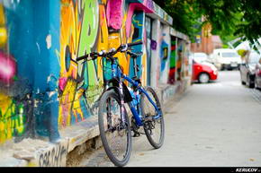 KERUCOV .ro - Fotografie si Jurnale de Calatorie - Traseu MTB Bucuresti - Clinceni la TransilvAero Show 2011 de Andrei Vocurek