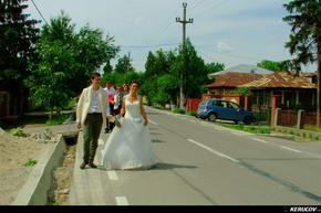 KERUCOV .ro - Fotografie si Jurnale de Calatorie - Traseu MTB Bucuresti - Clinceni la TransilvAero Show 2011 de Andrei Vocurek