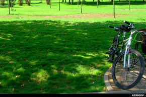 KERUCOV .ro - Fotografie si Jurnale de Calatorie - Traseu MTB Bucuresti - Parcul National - Titan cu bicicleta tandem de Andrei Vocurek