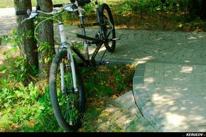 KERUCOV .ro - Fotografie si Jurnale de Calatorie - Traseu MTB Bucuresti - Parcul National - Titan cu bicicleta tandem de Andrei Vocurek