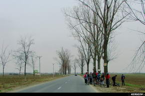 KERUCOV .ro - Fotografie si Jurnale de Calatorie - Traseu MTB Bucuresti - Manastirea Caldarusani - Palatul Ghica de la Caciulati de Andrei Vocurek