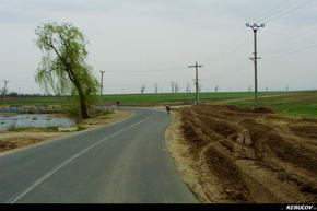 KERUCOV .ro - Fotografie si Jurnale de Calatorie - Traseu MTB Bucuresti - Manastirea Caldarusani - Palatul Ghica de la Caciulati de Andrei Vocurek