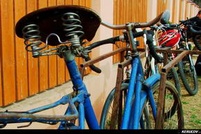 KERUCOV .ro - Fotografie si Jurnale de Calatorie - Traseu MTB Bucuresti - Manastirea Caldarusani - Palatul Ghica de la Caciulati de Andrei Vocurek