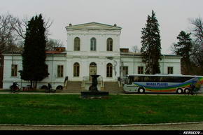 KERUCOV .ro - Fotografie si Jurnale de Calatorie - Traseu MTB Bucuresti - Manastirea Caldarusani - Palatul Ghica de la Caciulati de Andrei Vocurek