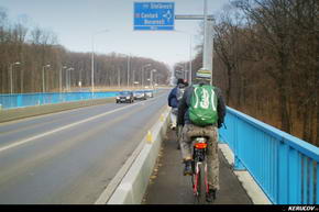 KERUCOV .ro - Fotografie si Jurnale de Calatorie - Traseu MTB Bucuresti - Padurea Boldu-Cretuleasa - Padurea Andronache de Andrei Vocurek