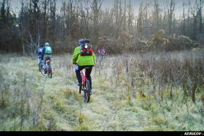 KERUCOV .ro - Fotografie si Jurnale de Calatorie - Traseu MTB Bucuresti - Padurea Boldu-Cretuleasa - Padurea Andronache de Andrei Vocurek