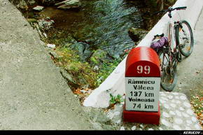 KERUCOV .ro - Fotografie si Jurnale de Calatorie - Traseu MTB Petrila - Lonea - Cabana Groapa Seaca - Manastirea Jiet de Andrei Vocurek