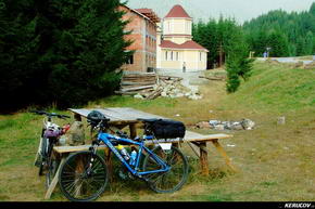 KERUCOV .ro - Fotografie si Jurnale de Calatorie - Traseu MTB Petrila - Lonea - Cabana Groapa Seaca - Manastirea Jiet de Andrei Vocurek