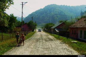 KERUCOV .ro - Fotografie si Jurnale de Calatorie - Traseu MTB Merisor - Dealu Babii - via DJ 666 - Vulcan - Aninoasa de Andrei Vocurek