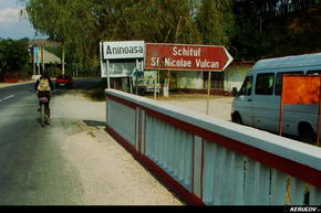 KERUCOV .ro - Fotografie si Jurnale de Calatorie - Traseu MTB Merisor - Dealu Babii - via DJ 666 - Vulcan - Aninoasa de Andrei Vocurek