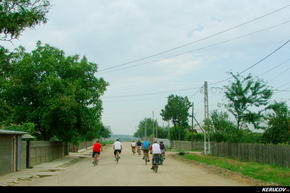KERUCOV .ro - Fotografie si Jurnale de Calatorie - Traseu MTB Plataresti - Pitigaia - NH Balaceanca - Cernica de Andrei Vocurek