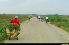 KERUCOV .ro - Fotografie si Jurnale de Calatorie - Traseu MTB Plataresti - Pitigaia - NH Balaceanca - Cernica de Andrei Vocurek