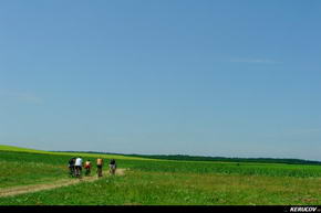 KERUCOV .ro - Fotografie si Jurnale de Calatorie - Traseu MTB Plataresti - Pitigaia - NH Balaceanca - Cernica de Andrei Vocurek