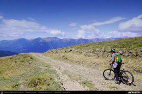 Trasee cu bicicleta MTB XC - Traseu MTB Muntii Baiului: Azuga - Muntii Baiului - Secaria - Comarnic de Andrei Vocurek