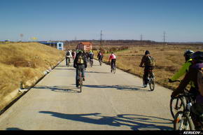 KERUCOV .ro - Fotografie si Jurnale de Calatorie - Traseu MTB Bucuresti - Bragadiru - Lacul Mihailesti de Andrei Vocurek