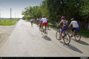 Trasee cu bicicleta MTB XC - Traseu MTB Ploiesti - Barcanesti - Gradistea - Caciulati - Bucuresti de Andrei Vocurek