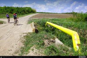 Trasee cu bicicleta MTB XC - Traseu MTB Ploiesti - Barcanesti - Gradistea - Caciulati - Bucuresti de Andrei Vocurek