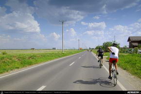 Trasee cu bicicleta MTB XC - Traseu MTB Ploiesti - Barcanesti - Gradistea - Caciulati - Bucuresti de Andrei Vocurek