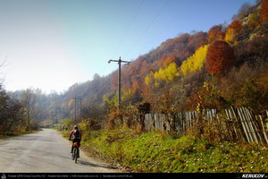 Trasee cu bicicleta MTB XC - Traseu MTB Breaza - Adunati - Costisata - Bezdead - Pucioasa - Targoviste de Andrei Vocurek