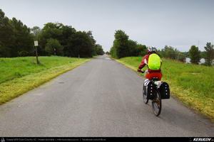 Traseu MTB Viena - Hainburg - Wolfsthal - Bratislava : EuroVelo 6 - 1 - KERUCOV .ro © 2007 - 2025 || #traseecubicicleta #mtb #ssp