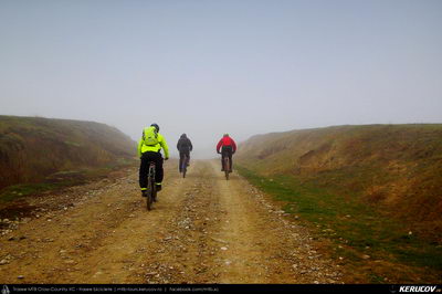 Trasee cu bicicleta MTB XC - Traseu MTB Sarulesti - Magureni - Vadu Anei - Cernica - Padurea Pantelimon de Andrei Vocurek