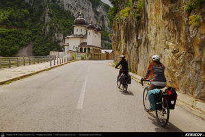 Trasee cu bicicleta MTB XC - Traseu MTB Orsova - Eselnita - Dubova - Svinita - Berzasca - Coronini (Clisura Dunarii / Portile de Fier - Cazanele Dunarii) de Andrei Vocurek