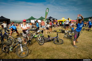 Trasee cu bicicleta MTB XC - Traseu MTB Campina Open MTB 2015: Platoul Muscel - Dealul Voila - Plaiu Campinei - Valea Oprii - Cornu - Platoul Muscel (concurs MTB) de Andrei Vocurek