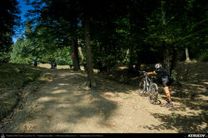 Trasee cu bicicleta MTB XC - Traseu MTB Campina Open MTB 2015: Platoul Muscel - Dealul Voila - Plaiu Campinei - Valea Oprii - Cornu - Platoul Muscel (concurs MTB) de Andrei Vocurek