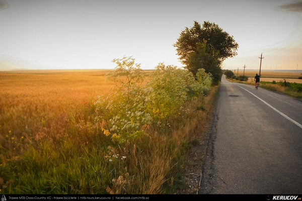 Traseu MTB Cernavoda - Capidava - Pantelimon - Targusor - Mihail Kogalniceanu - Medgidia (Cetatea Capidava si Cetatea Ulmetum) - KERUCOV .ro © 2007 - 2025 || #traseecubicicleta #mtb #ssp