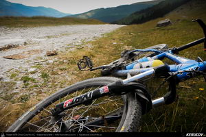 Trasee cu bicicleta MTB XC - Traseu MTB Muntii Capatanii: Petrimanu - Curmatura Oltetului - Polovragi - Horezu - Tomsani - Babeni (Lacul Petrimanu - Lacul Galbenu - Pasul Curmatura Oltetului - Cheile Oltetului) de Andrei Vocurek