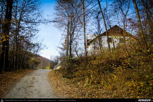 Trasee cu bicicleta MTB XC - Traseu MTB Fieni - Runcu - Raul Alb - Sipot - Vulcana Bai - Sotanga - Targoviste (Schitul Bunea si Padurea Vulcana) de Andrei Vocurek