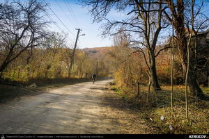 Trasee cu bicicleta MTB XC - Traseu MTB Fieni - Runcu - Raul Alb - Sipot - Vulcana Bai - Sotanga - Targoviste (Schitul Bunea si Padurea Vulcana) de Andrei Vocurek