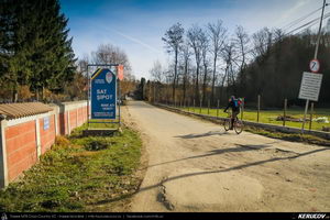 Trasee cu bicicleta MTB XC - Traseu MTB Fieni - Runcu - Raul Alb - Sipot - Vulcana Bai - Sotanga - Targoviste (Schitul Bunea si Padurea Vulcana) de Andrei Vocurek