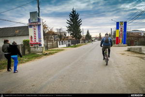 Trasee cu bicicleta MTB XC - Traseu MTB Fieni - Runcu - Raul Alb - Sipot - Vulcana Bai - Sotanga - Targoviste (Schitul Bunea si Padurea Vulcana) de Andrei Vocurek