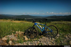 Trasee cu bicicleta MTB XC - Traseu MTB Floresti - Moreni - I.L. Caragiale - Ratoaia - Dobra - Titu (Micul Trianon - cazemata germana - Zimbraria Neagra Bucsani) de Andrei Vocurek
