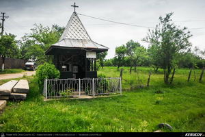 Trasee cu bicicleta MTB XC - Traseu MTB Gaesti - Slobozia - Glavacioc - Negrasi - Mozacu - Rascaeti - Gaesti (Manastirea Glavacioc si Poiana cu narcise Negrasi) de Andrei Vocurek