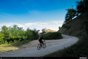 Trasee cu bicicleta MTB XC - Traseu MTB Lehliu Gara - Crasanii de Jos - Axintele - Horia - Fantana Doamnei - Lehliu Gara (Campia Baraganului, Piscul Crasani - cetatea dacica) de Andrei Vocurek