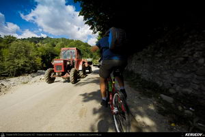 Trasee cu bicicleta MTB XC - Traseu MTB Muntii Latoritei: Gara Lotru - Brezoi - Valea lui Stan - Malaia - Ciungetu - Petrimanu (Lacul Bradisor - Lacul Malaia - Valea Latoritei - Lacul Petrimanu - Lacul Galbenu) de Andrei Vocurek
