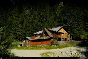 Trasee cu bicicleta MTB XC - Traseu MTB Muntii Latoritei: Gara Lotru - Brezoi - Valea lui Stan - Malaia - Ciungetu - Petrimanu (Lacul Bradisor - Lacul Malaia - Valea Latoritei - Lacul Petrimanu - Lacul Galbenu) de Andrei Vocurek